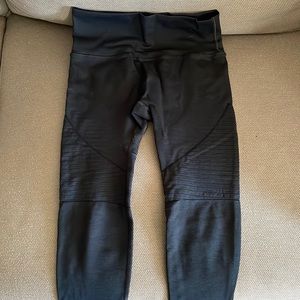 Alphalete R6 leggings